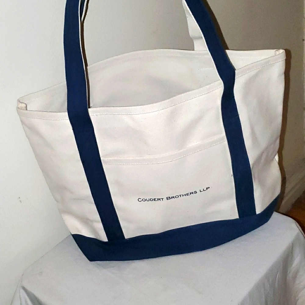 Tote bag